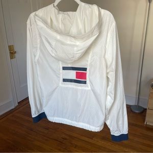 TOMMY HILFIGER WINDBREAKER